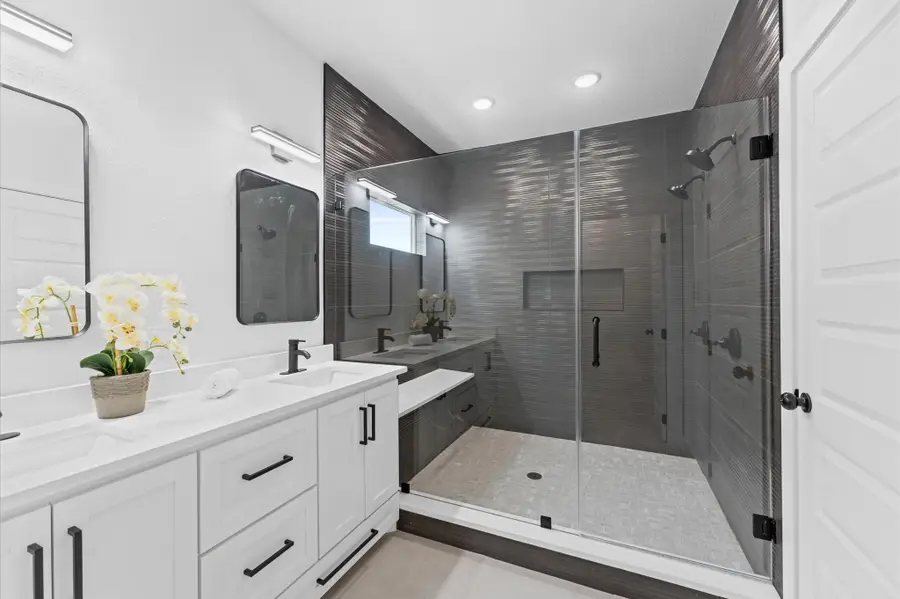 514 Melbourne Street #A, Houston, TX 77022 - #3