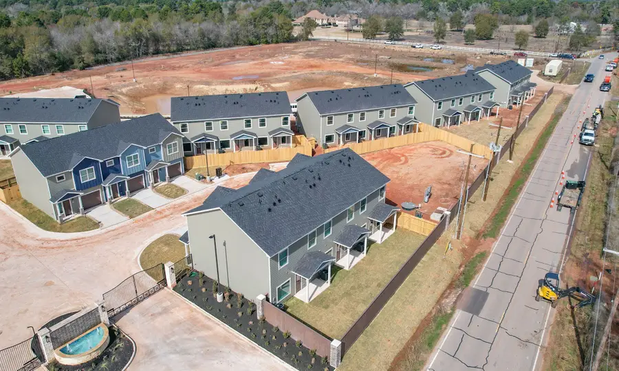 14010 Longstreet Building 6, Willis, TX 77318 - #3