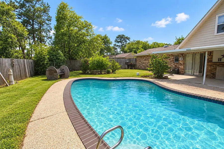 10030 Lost Pine Drive, Baytown, TX 77521 - #2