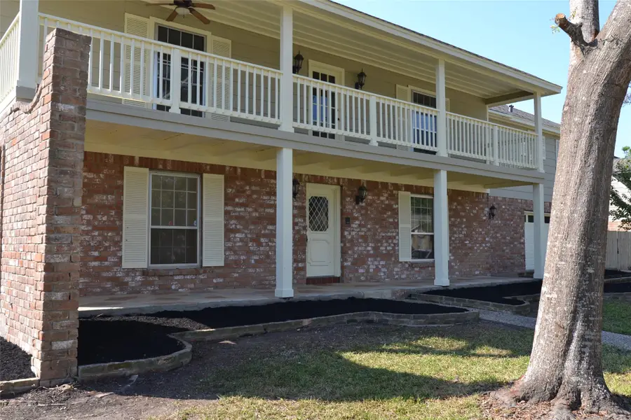 1223 Longledge Drive, Seabrook, TX 77586 - Image #3