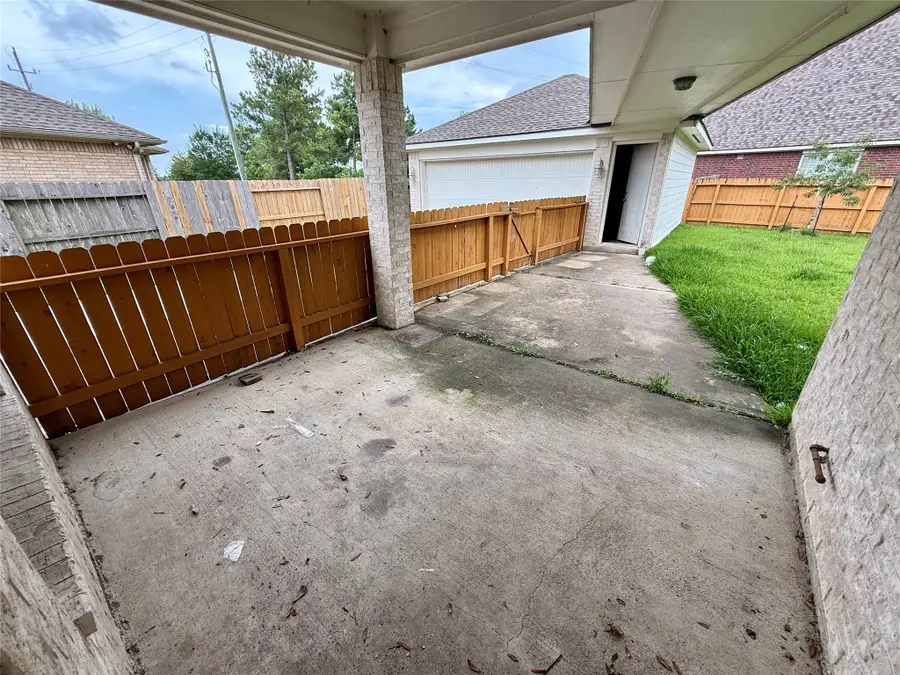 12501 Peppercreek Ln, Pearland, TX 77584 - #3