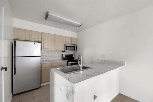 10001 Westpark Drive #67, Houston, TX 77042