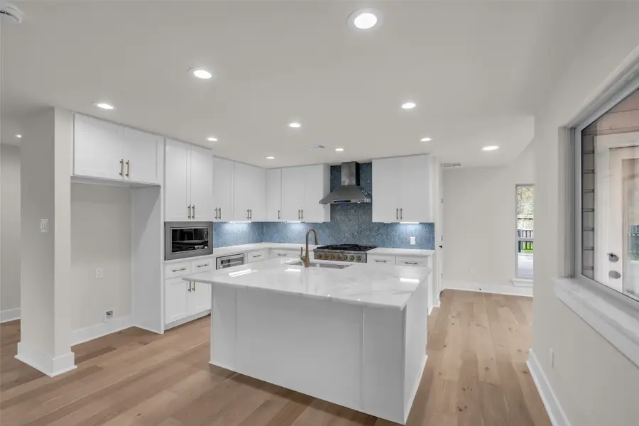 4 N Autumnwood Way, The Woodlands, TX 77380 - #3