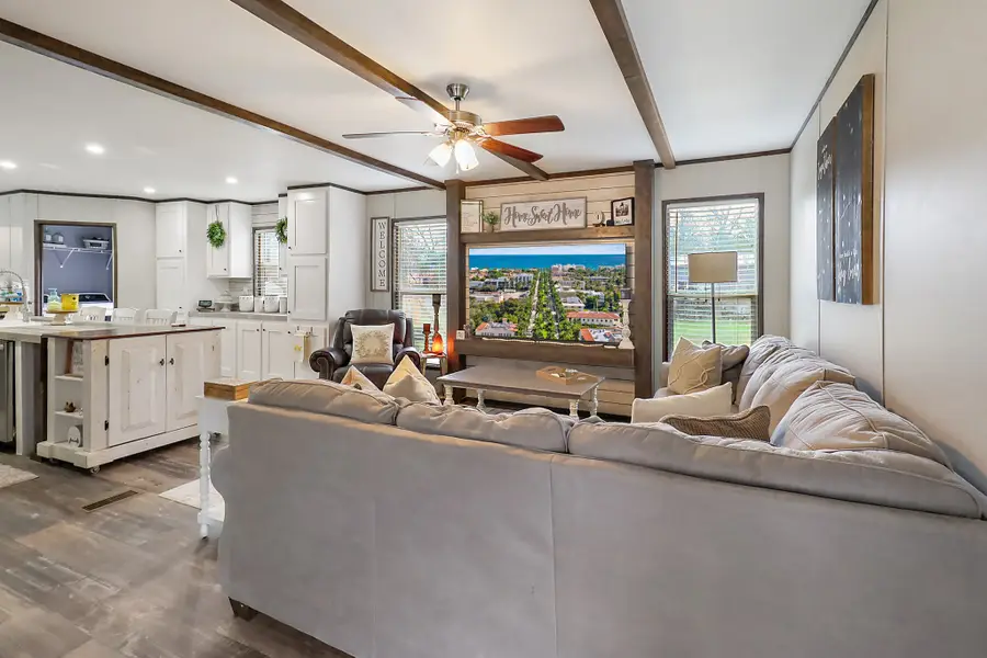 13106 Maplewood Lane, Dayton, TX 77535 - Image #3