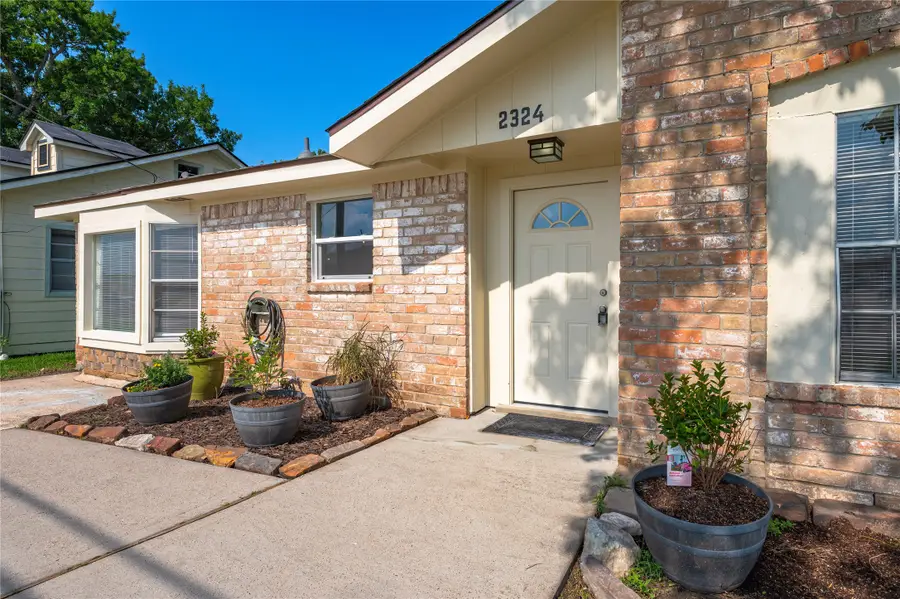 2324 N Logan Street, Texas City, TX 77590 - #3
