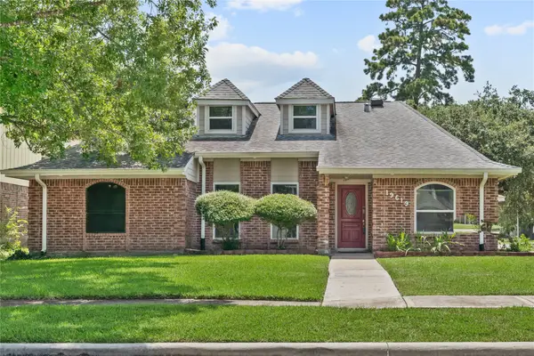 19619 Pine Cluster Lane, Humble, TX 77346