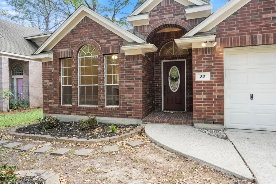 22 N Hollylaurel Circle, The Woodlands, TX 77382 - #3