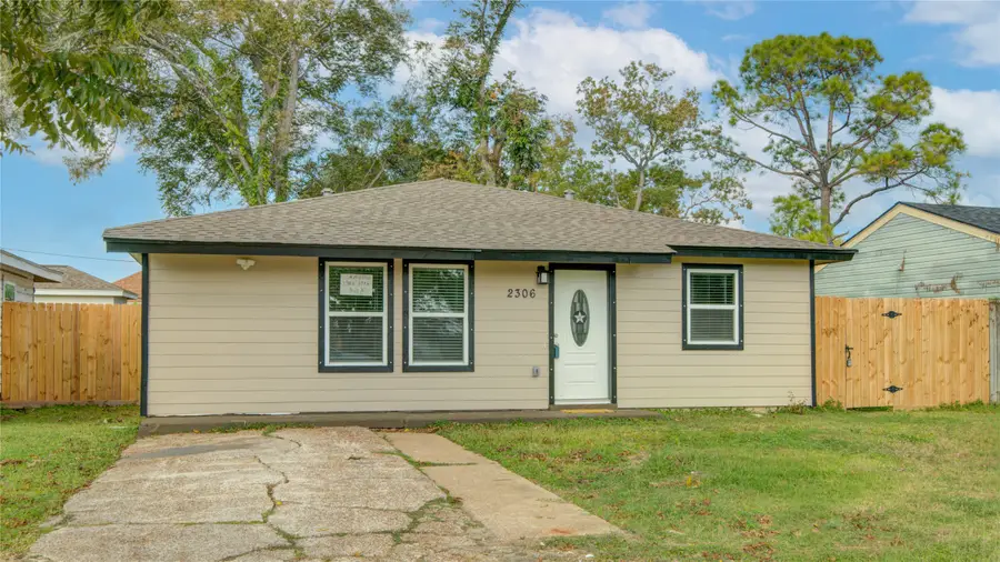 2306 19th Avenue N, Texas City, TX 77590 - #2