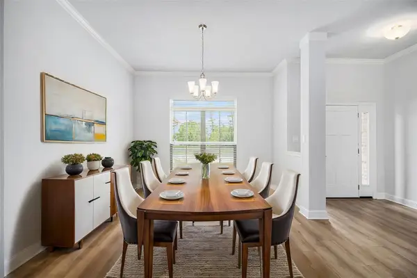 10 Greystone Court, Angleton, TX 77515