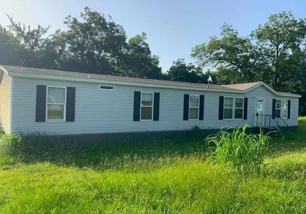 297 Lil Arkansas Road, Bells, TX 75414