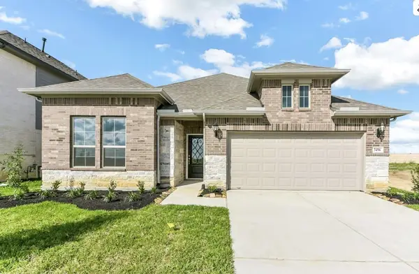 1092 Birds Landing Drive, Magnolia, TX 77355