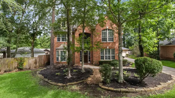 59 N Bluff Creek Circle, The Woodlands, TX 77382