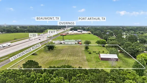 113 Dugat Rd, Winnie, TX 77665