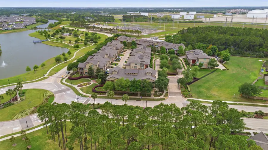 706 Water Street, Webster, TX 77598 - #2