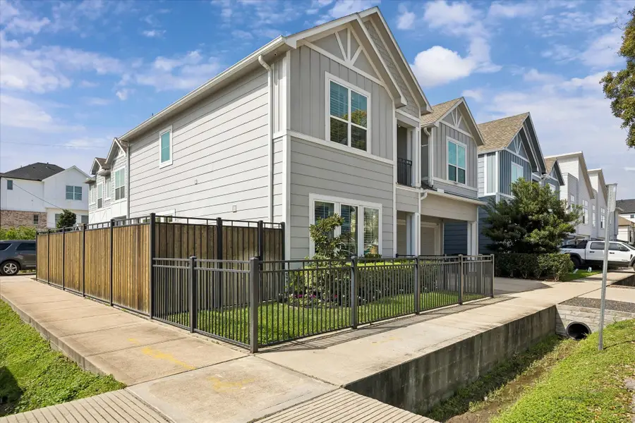 2411 Detering Street, Houston, TX 77007 - #2