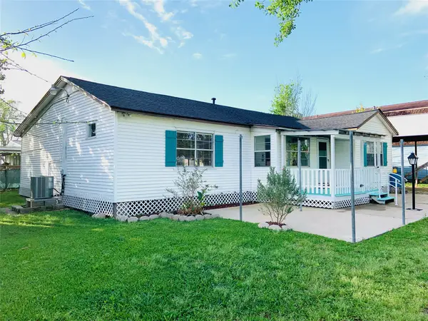 4915 Louise Street, Pasadena, TX 77586