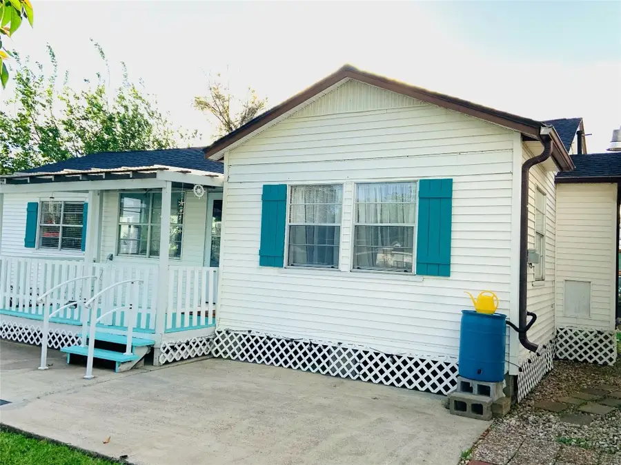 4915 Louise Street, Seabrook, TX 77586 - #2