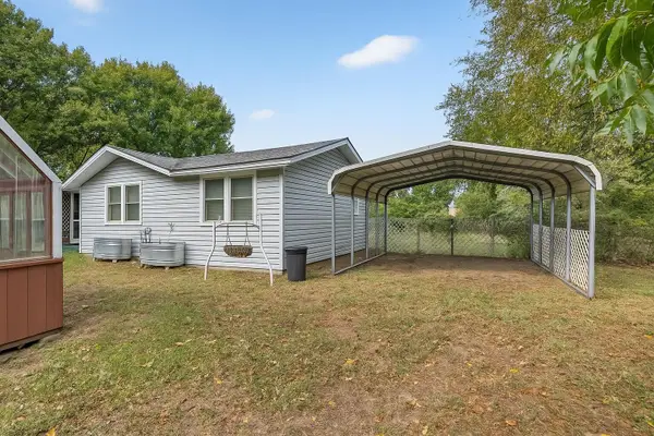 1706 Shawnee Road, Waxahachie, TX 75165