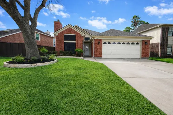 4214 Manordale Drive, Pasadena, TX 77505