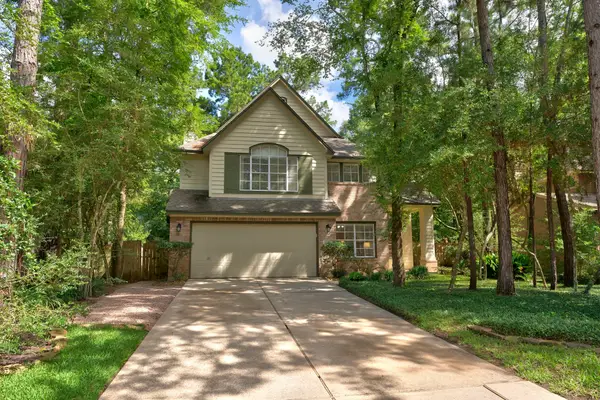 74 E Greywing Circle, The Woodlands, TX 77382