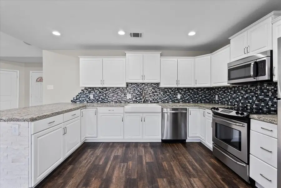 3411 Sam Houston Drive, Sugar Land, TX 77479 - Image #3