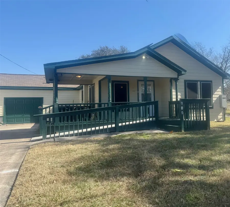 909 Dutch Street, Deer Park, TX 77536 - Image #2