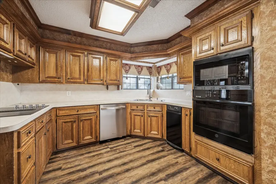 2704 Pine Needle Lane, Pearland, TX 77581 - Image #3