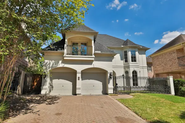 58 E Bend Lane, Houston, TX 77007