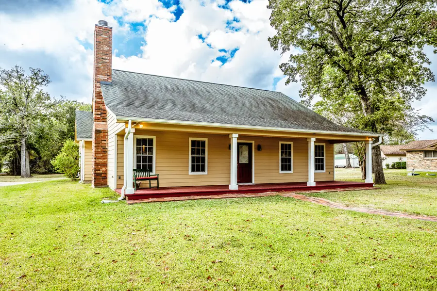 18 Allbritton Road, Huntsville, TX 77320 - Image #3