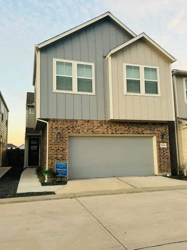 9826 Magnolia Village Lane, Houston, TX 77080
