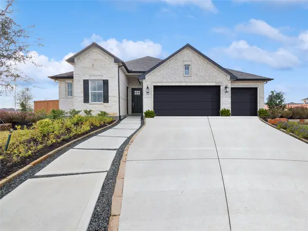 1800 Mesquite Trail, Dayton, TX 77535