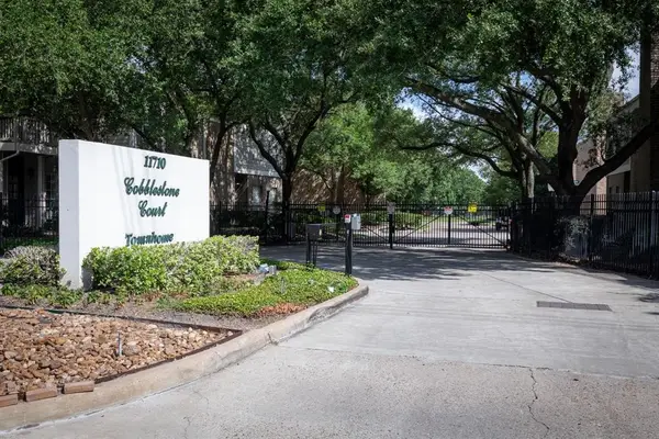 11710 Southlake Drive #12, Houston, TX 77077