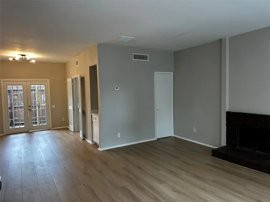 11710 Southlake Drive #12, Houston, TX 77077 - #3
