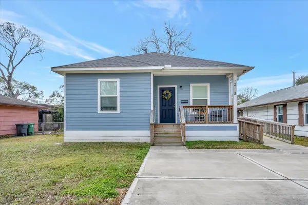 12118 Dumas Street, Houston, TX 77034
