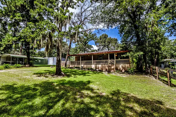 17 Pine Wood Drive, Huntsville, TX 77320