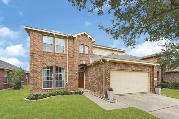 5427 Jay Thrush Drive, Richmond, TX 77407