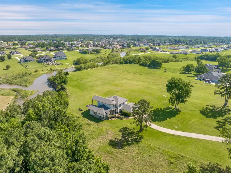 145 Grandview Boulevard, Montgomery, TX 77356 - Image #2