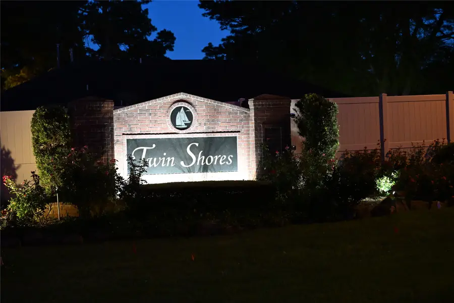 10053 W Twin Shore Drive, Willis, TX 77318 - #2