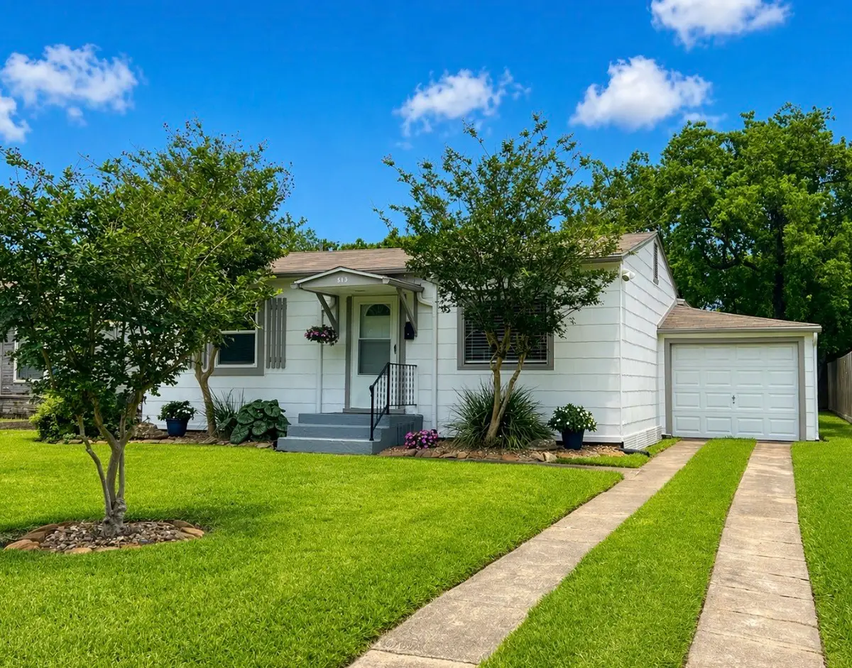 813 12th Avenue N, Texas City, TX 77590 - #1