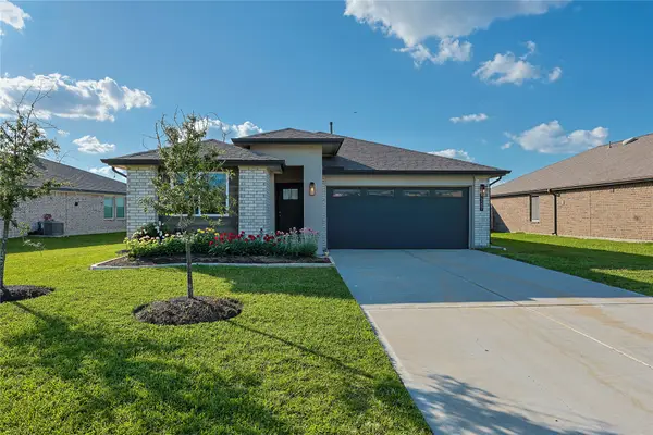 14507 Sweet Water Drive, Baytown, TX 77523