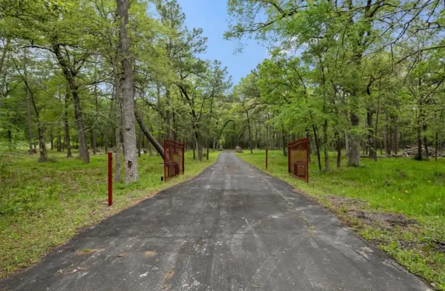 30338 Riley Road, Waller, TX 77484 - #2