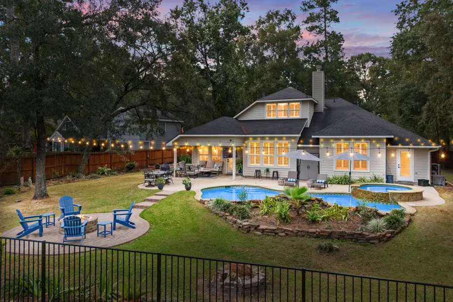 2408 Hollowbrook Lane, Conroe, TX 77384 - Image #2