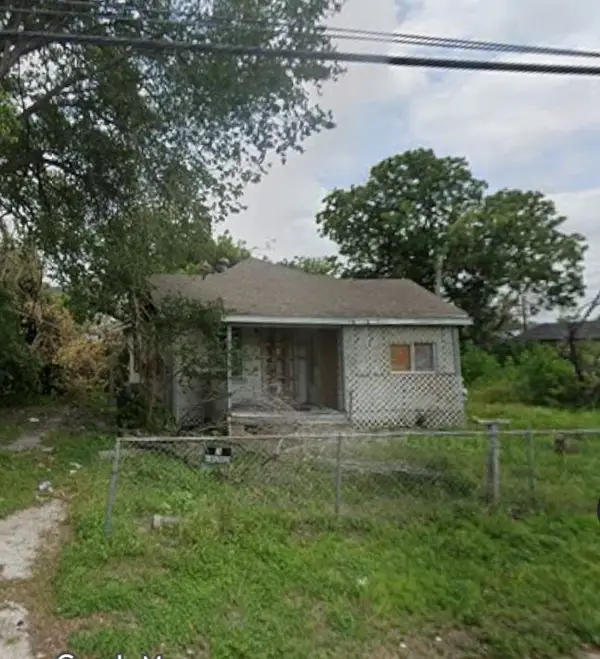 3812 Yale Street, Houston, TX 77018