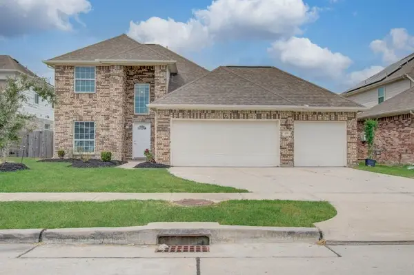 309 Burgundy Drive, Alvin, TX 77511