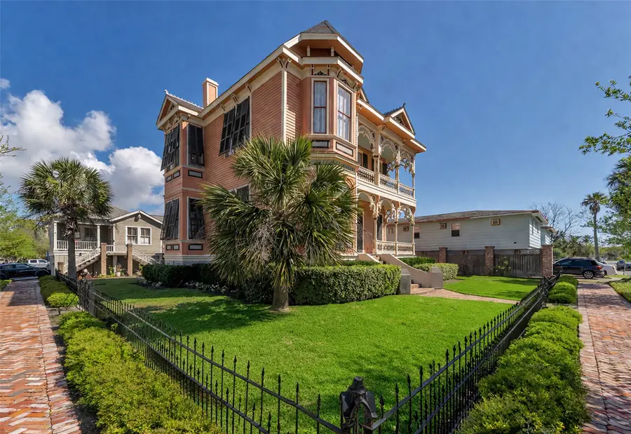 926 Winnie Street, Galveston, TX 77550 - #3