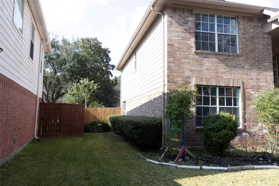 3022 Glenthorpe Ln, Katy, TX 77494 - Image #2