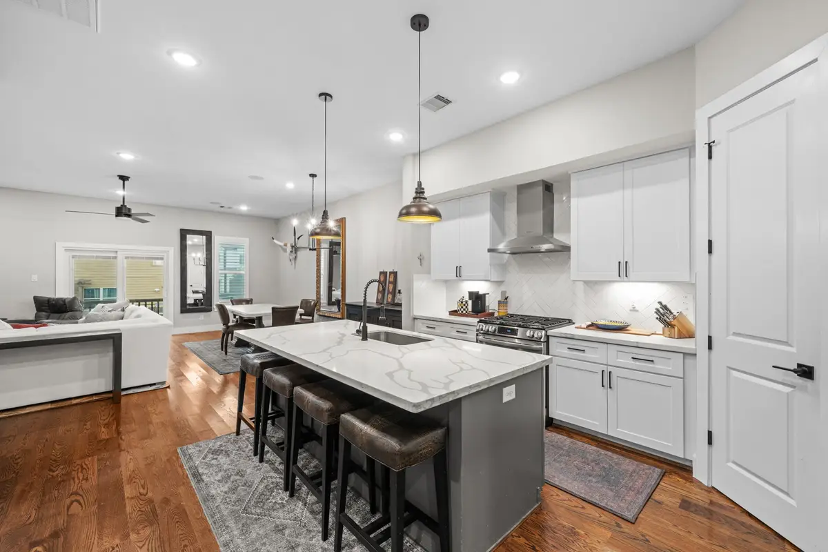 816 E 38th St #C, Houston, TX 77022 - #1
