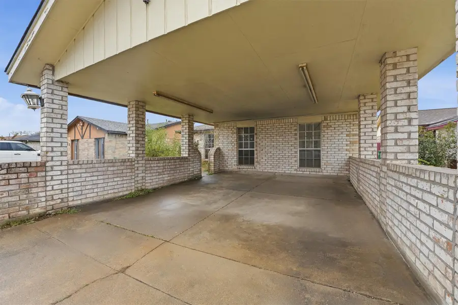 12815 Mosscrest Drive, Houston, TX 77048 - Image #3