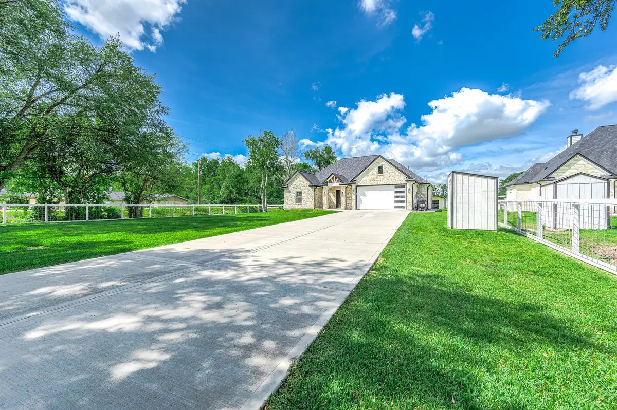 8032 Short Road, Needville, TX 77461 - #1