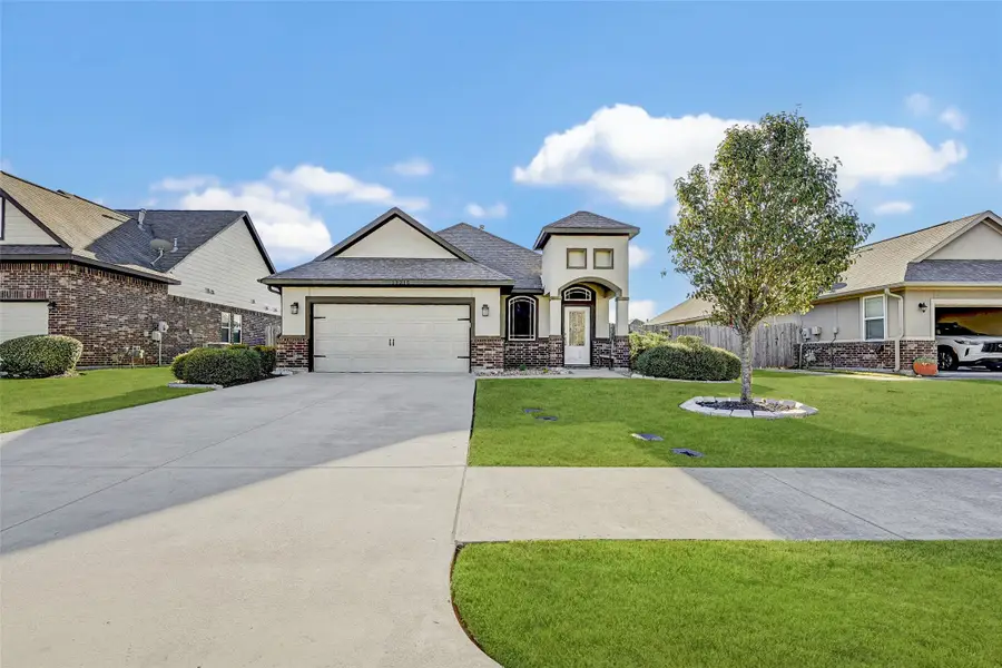 13215 Champions Cup Way, Monterey Belvieu, TX 77535 - Image #2